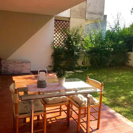 N195 - Numana, Ampio Pentalocale Con Giardino